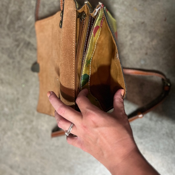 Patricia Nash Iberia Springs Multi Floral Crossbody - Picture 8 of 8